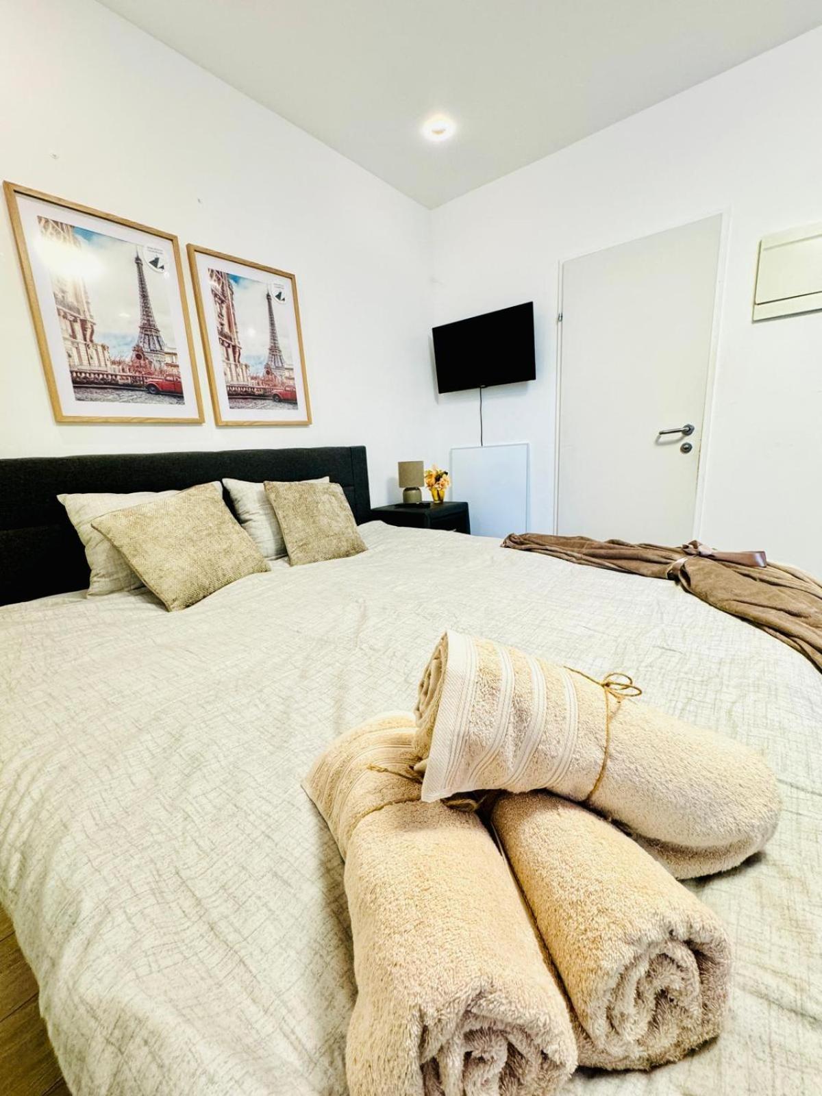Central King Studio - 10 Mins Walk From Downtown 维也纳 外观 照片