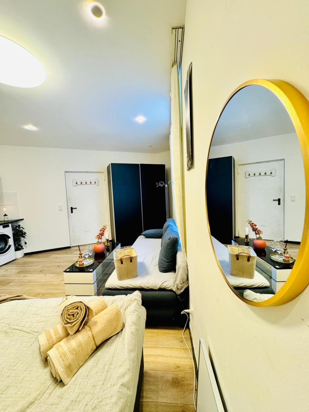Central King Studio - 10 Mins Walk From Downtown 维也纳 外观 照片